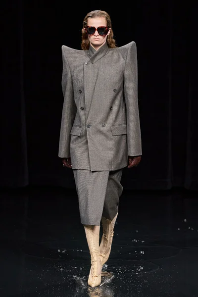Look 89